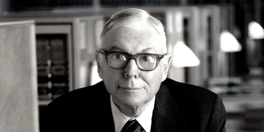 a black and white picture of charlie Munger