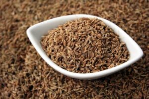 anise seeds in a bowl